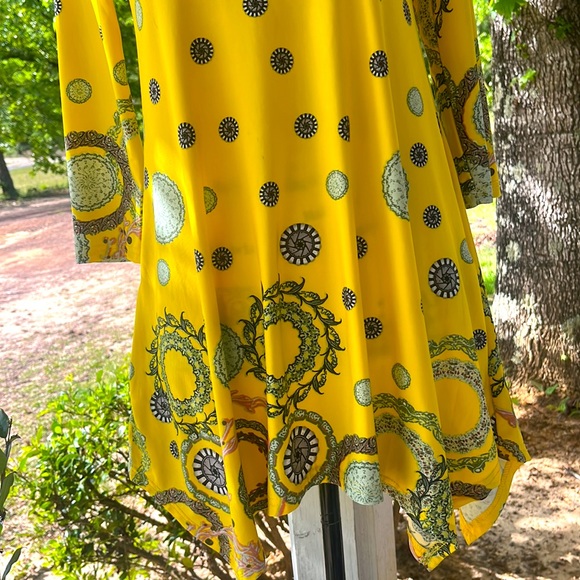 Top symmetric style - Picture 3 of 6